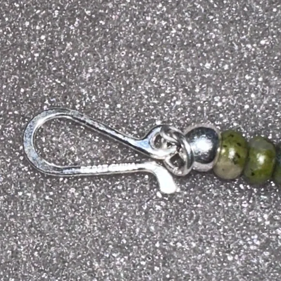 Forest Night Green epidote bead necklace by Jay King - Picture 11 of 14